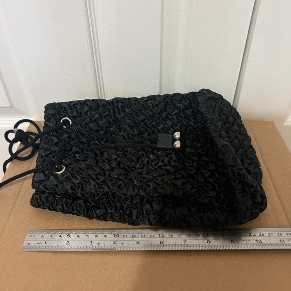 💚 2/$35 NWOT Korea black bucket bag - Picture 6 of 7